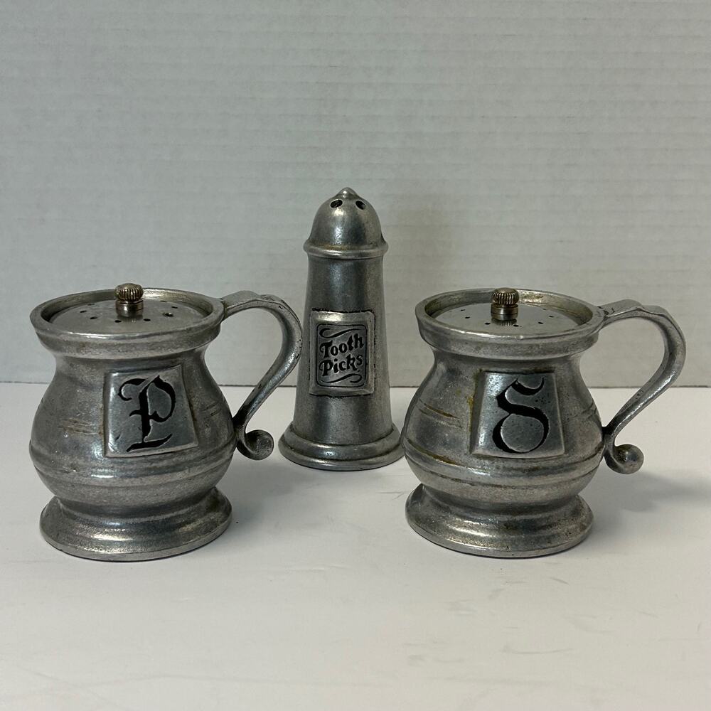 Vintage 1970's Wilton Armetale Plough Tavern Pot Belly Salt Pepper Toothpick Set